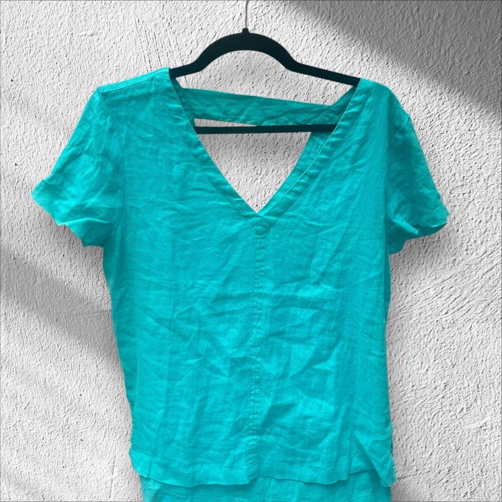 C&C Linen Short Sleeve Shirt Top Blouse M Blue Light Airy Peekaboo Back - Picture 9 of 9